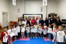 SUBÜ öğrencileri minikleri geleneksel sanatla buluşturdular