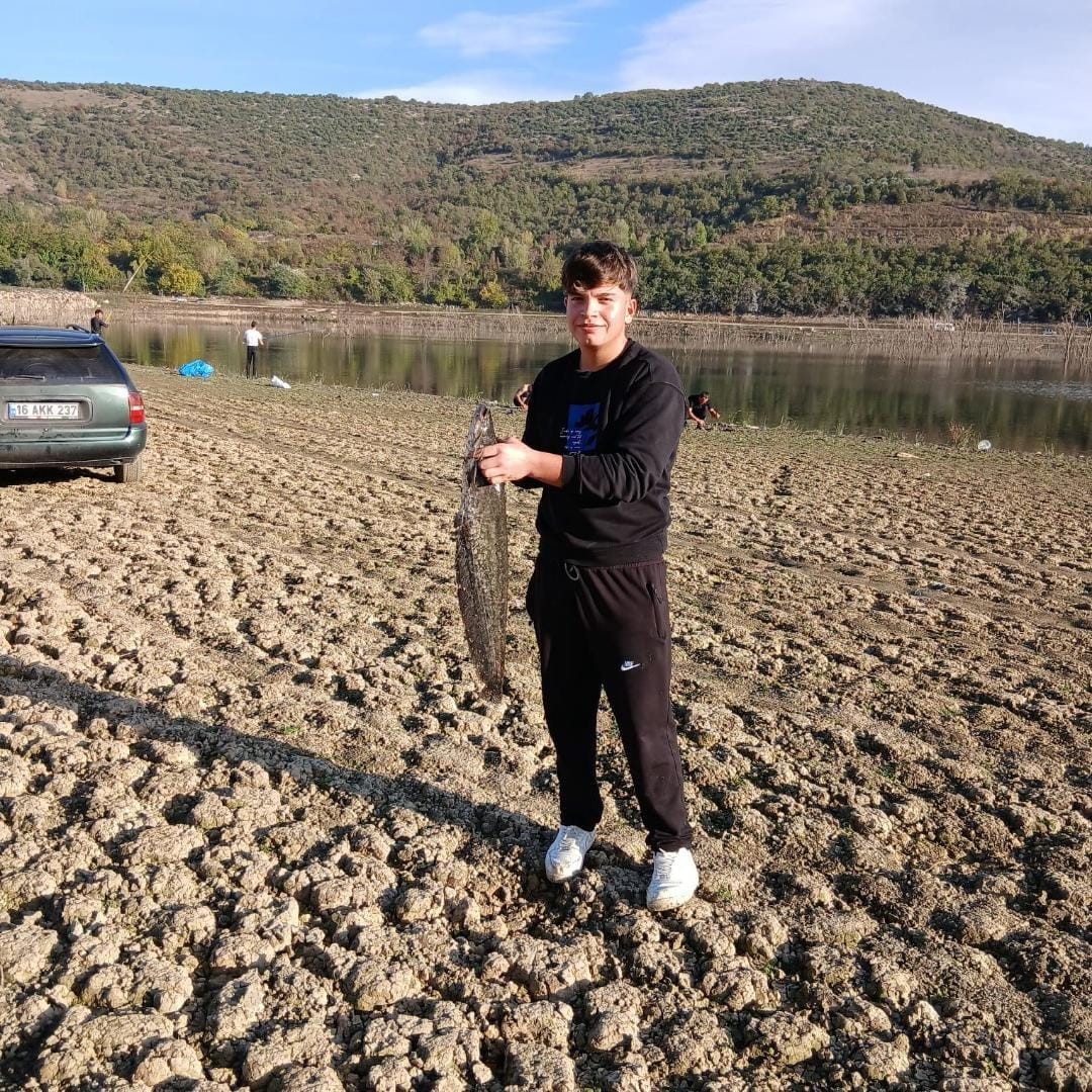 Kuruyan gölde yayın avı