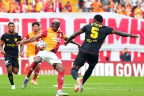Trendyol Süper Lig: Galatasaray: 0 - Göztepe: 1 (Maç devam ediyor)