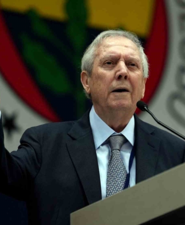 Aziz Yıldırım’dan Saran yönetimine: "Açık şekilde anlatın, kulübün menfaatineyse karşı değilim"