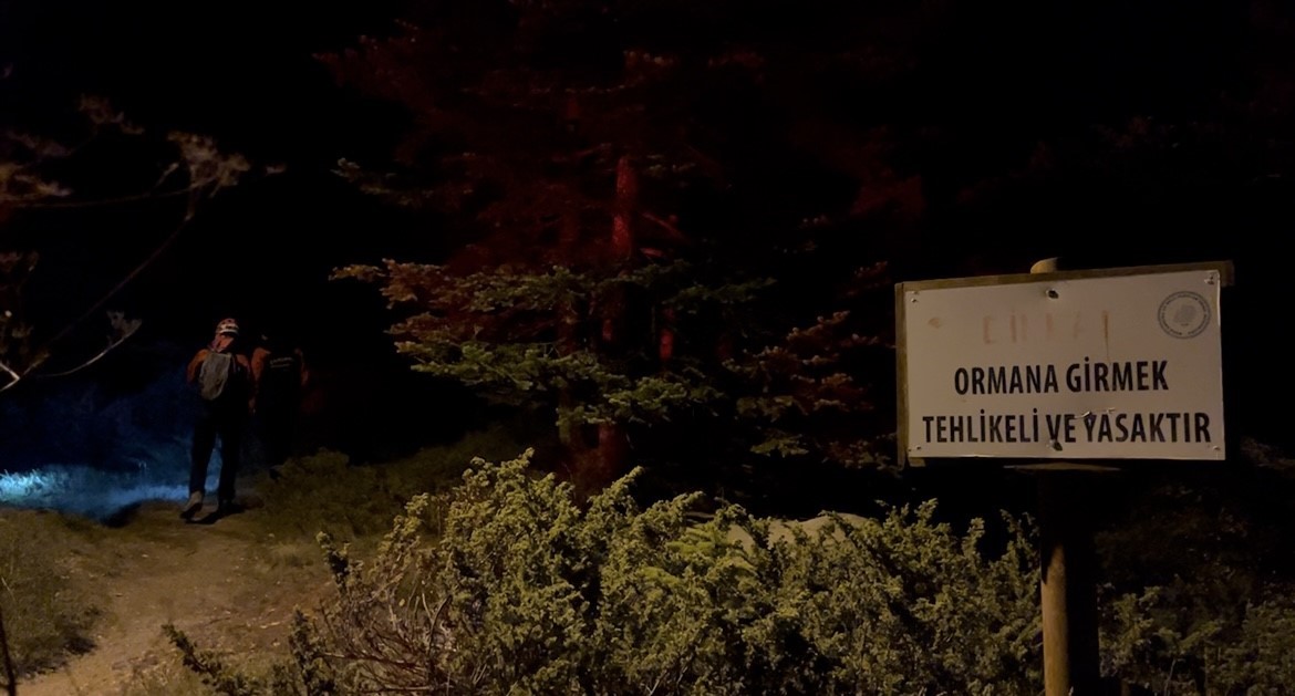 X-ray cihazına yaklanmamak için Uludağ’dan yürüyerek aşağı inmek isteyen 2 arkadaş kayboldu