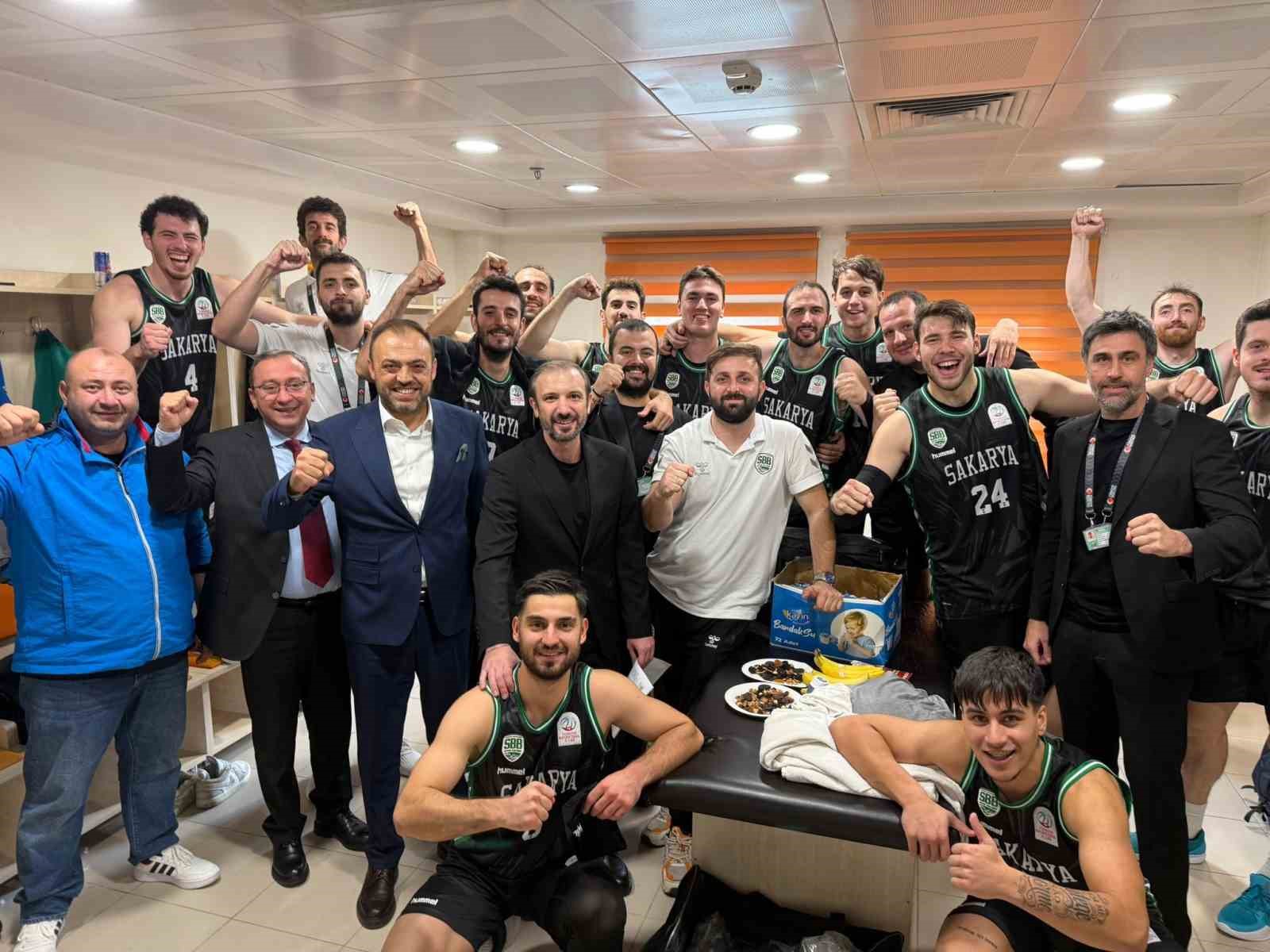 Sakarya Büyükşehir Basketbol, Ankara’dan galibiyetle döndü