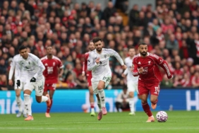 Manchester United, Liverpool deplasmanında galip