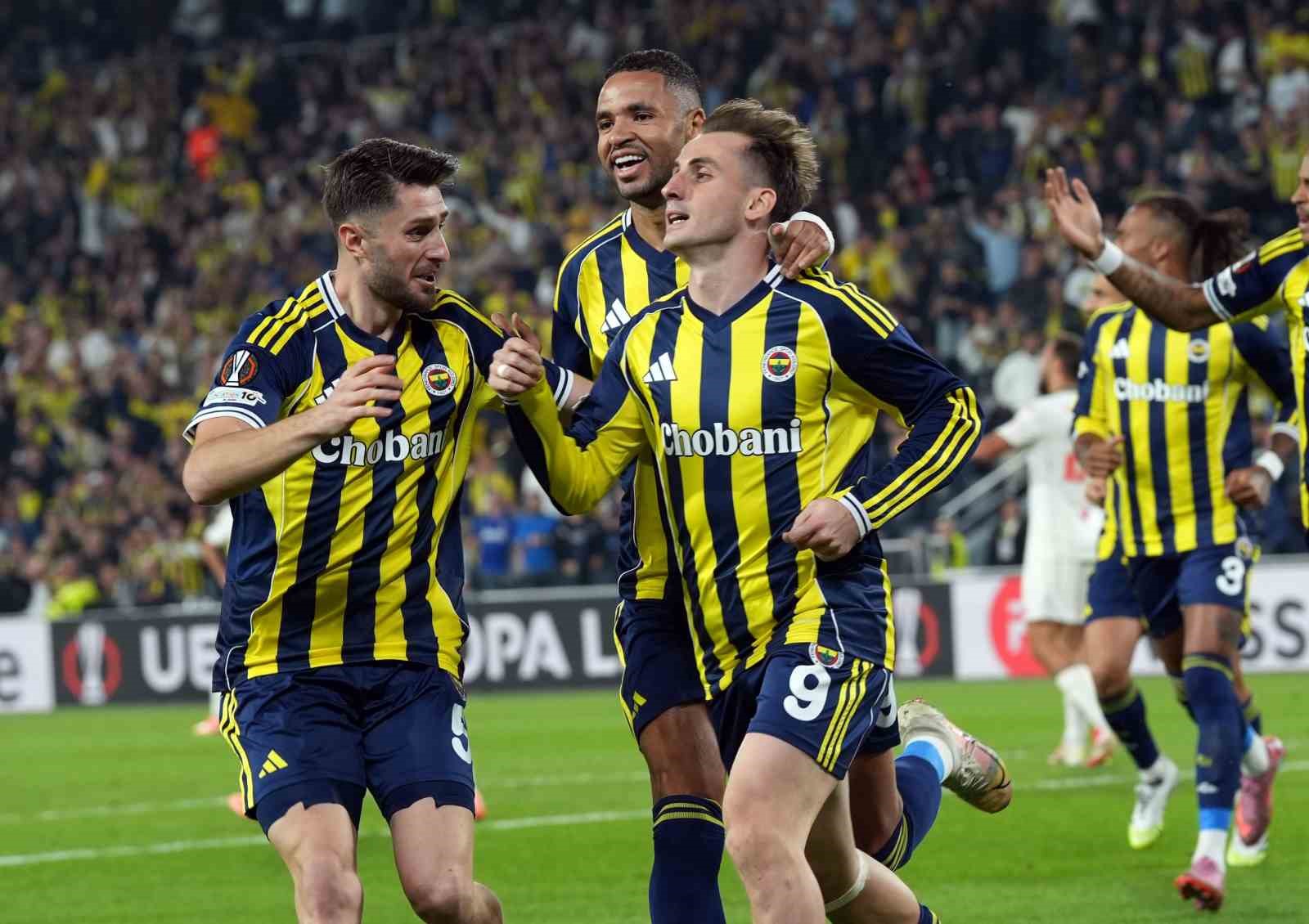 UEFA Avrupa Ligi: Fenerbahçe: 2 - Nice: 1 (İlk yarı)