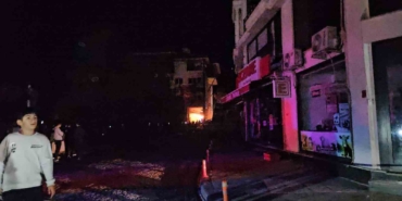 Balıkesir Sındırgı’da 6.1’lik depremde üç bina yıkıldığı öğrenildi