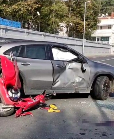 Sarıyer’de "U" dönüşü yapan otomobil motosikletle çarpıştı: 1 ağır yaralı