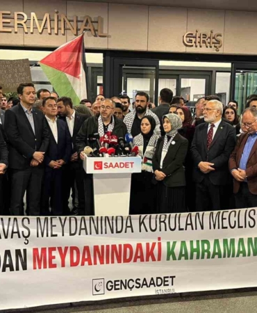 Özgürlük Filosu’nda gözaltına alınan milletvekilleri İstanbul’a geldi