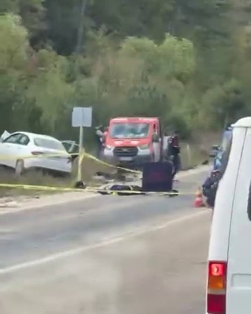 Bursa’da otomobil ile motosiklet kafa kafaya çarpıştı: 1 ölü, 1 yaralı