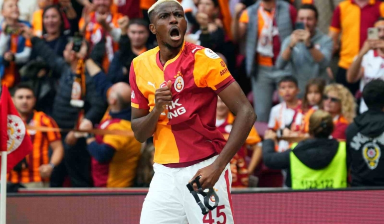 Victor Osimhen bu sezonki gol sayısını 6’ya çıkardı