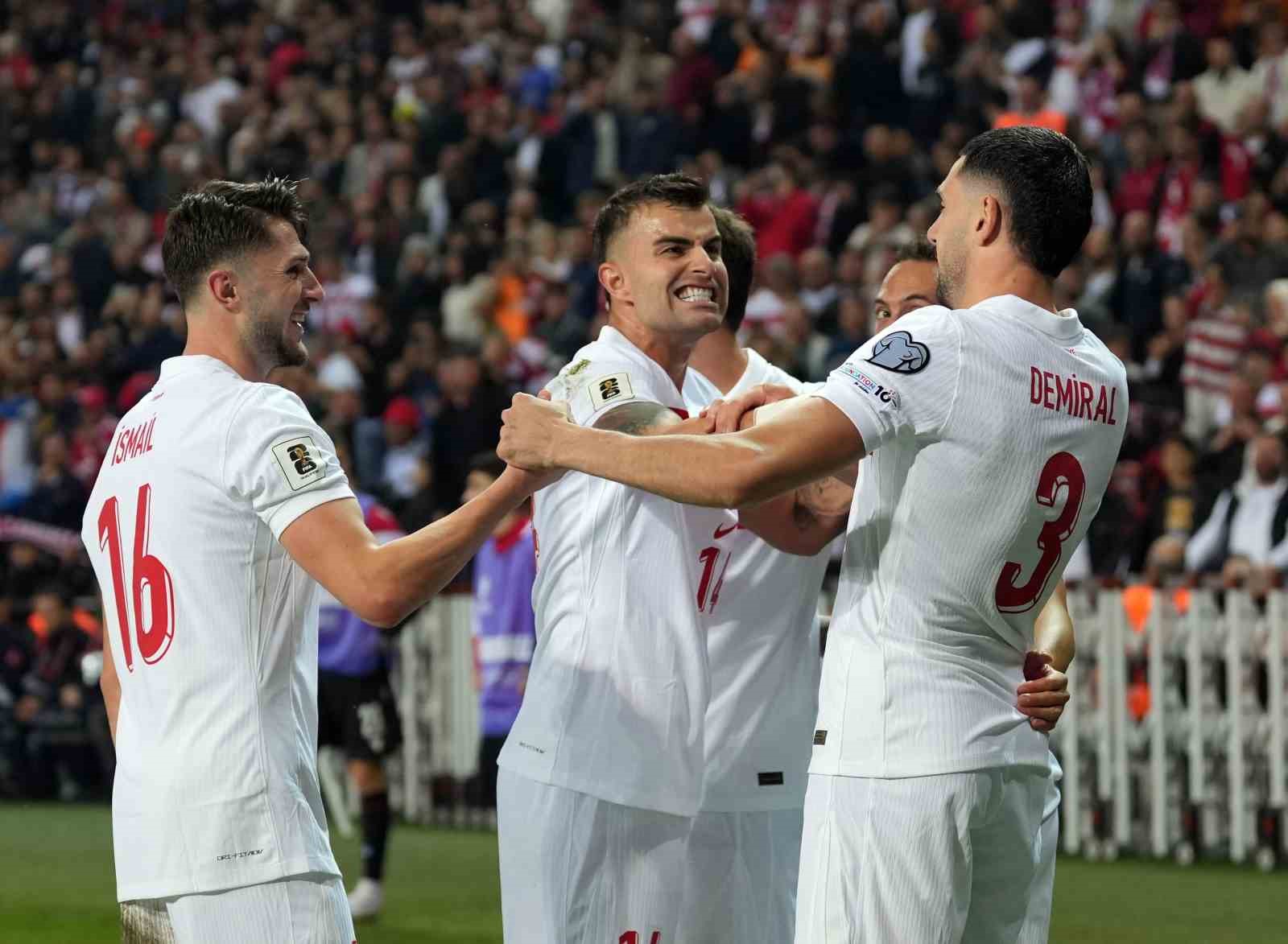 A Milli Futbol Takımı, 17 yıl sonra Kocaeli’de maç yaptı