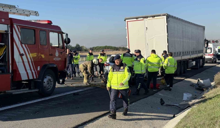 Silivri Kuzey Marmara Otoyolu’nda feci kaza: 1 ölü