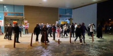 Bursa’da depremde panik anları kamerada