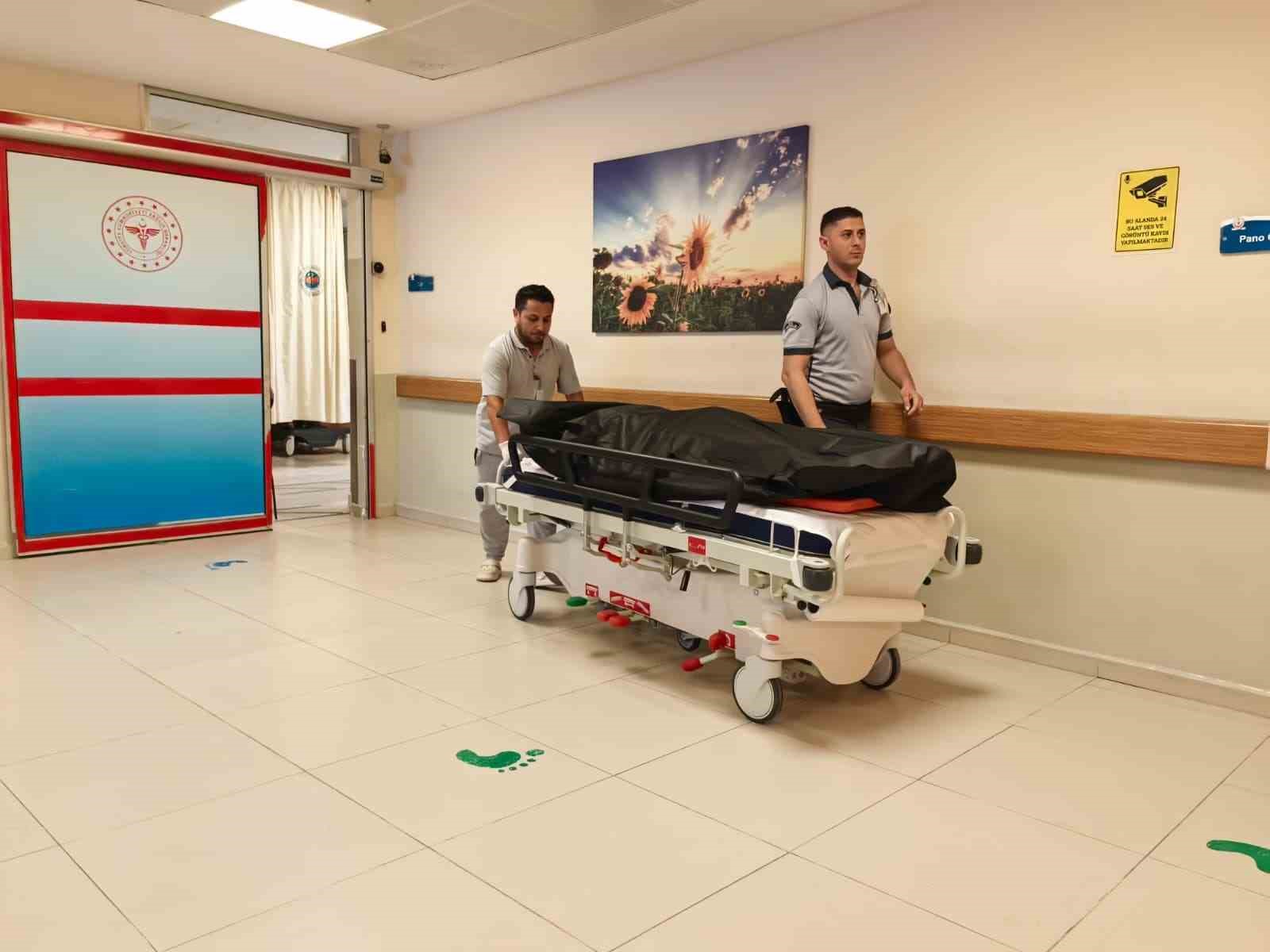 Evinde hareketsiz bulunan Mısırlı adam hayatını kaybetti