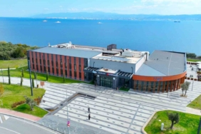 Büyükşehirin kütüphanelerine yeşil bina sertifikası