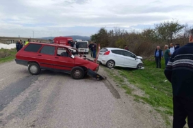 Manyas’ta meydana gelen kazada ağır yaralanan sürücü hayatını kaybetti