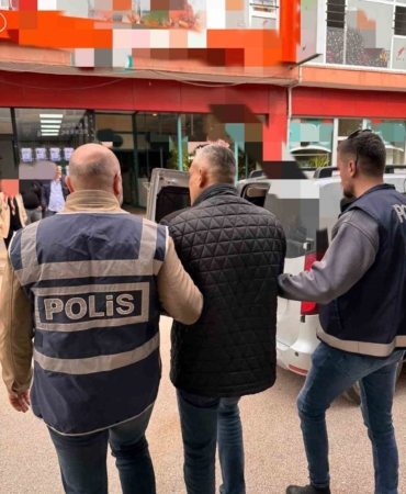 16 yıl hapis cezası bulunan zanlı, saklandığı yerde yakalandı