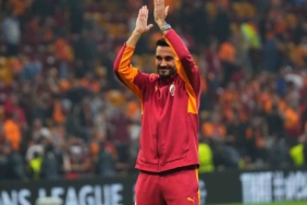 Galatasaray: "İlkay Gündoğan’ın sağ arka adalesinde orta düzeyde strain tespit edildi"