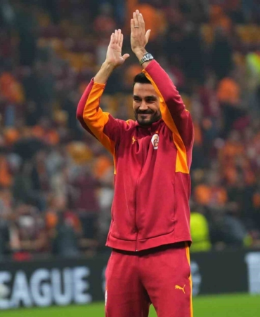 Galatasaray: "İlkay Gündoğan’ın sağ arka adalesinde orta düzeyde strain tespit edildi"