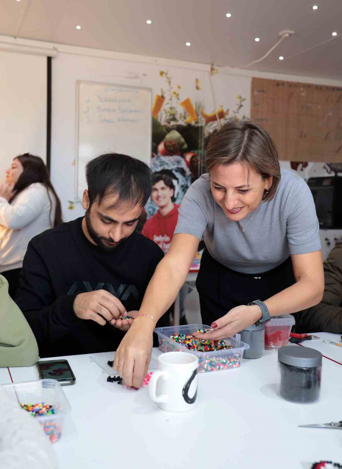 Akbank Güzel Yarınlar Hareketi iki yılda 22 bini aşkın gençle buluştu