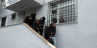 Kaçak göçmenleri taşıyan organizatörler yakalandı: 3 tutuklama