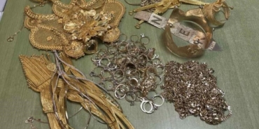 Yoğurt kovasında 1 kilo 241 gram altın yakalandı