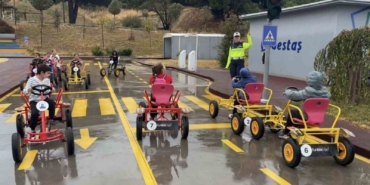 Jandarmadan miniklere trafik eğitimi