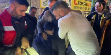 Başakşehir’de kontrolden çıkan araç durağa daldı: 1 yaralı