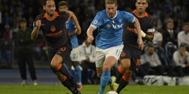 Hakan’ın golü Inter’e yetmedi, Napoli liderliği aldı