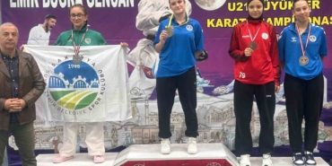 Körfezli karateciler Bursa’dan madalyayla döndü