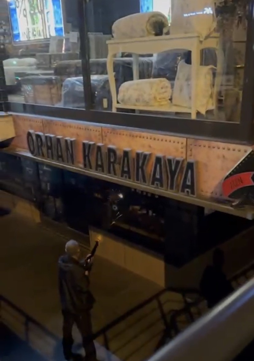 Maltepe’de dükkana pompalı tüfekli saldırı