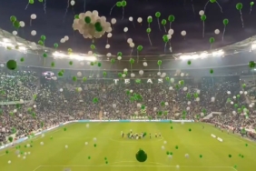 Minik Çağan için gerekli para toplandı, binlerce taraftar yeşil beyaz balon uçurdu