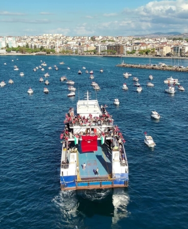 Çanakkale Boğazı’nda Sumud Filosu’na destek turu