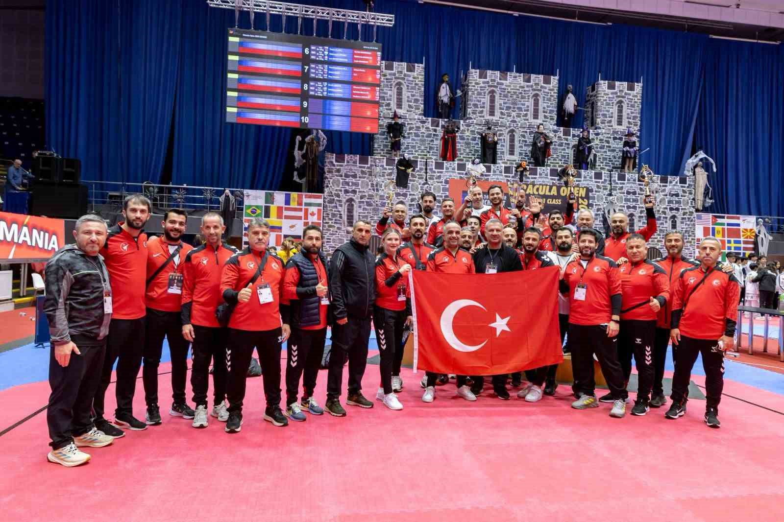 Romanya’da milli taekwondoculardan 39 madalya