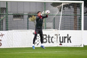 TFF: "Berke Özer, kendi isteğiyle, teknik ve idari ekibimizin izni olmaksızın kamptan ayrılmıştır"