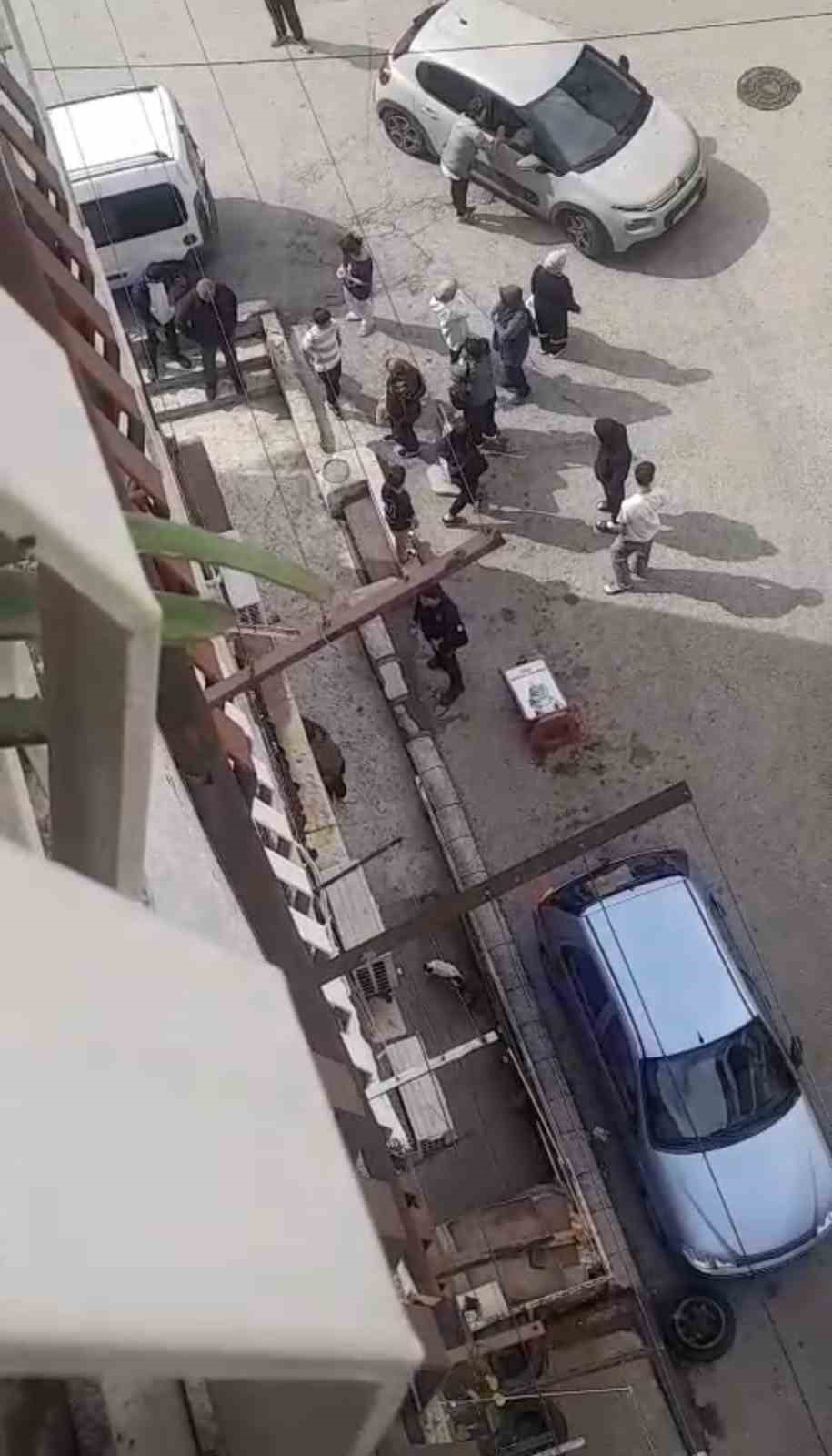 Bursa’da taciz iddiası ortalığı karıştırdı: Aile dükkanı bastı