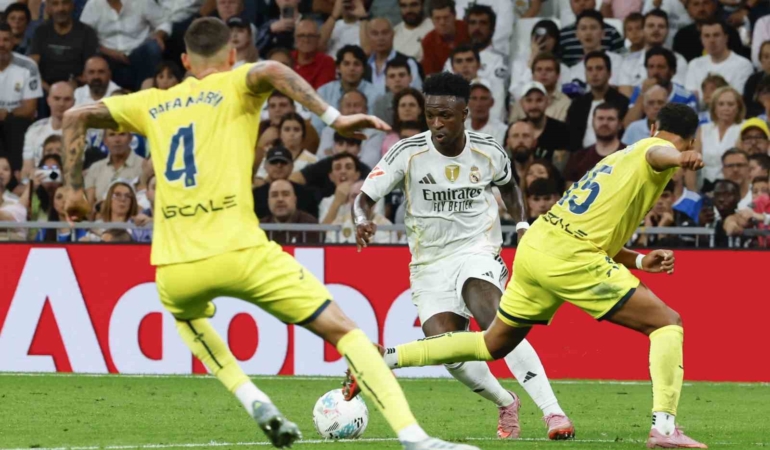 Real Madrid maç fazlasıyla liderliğe yükseldi