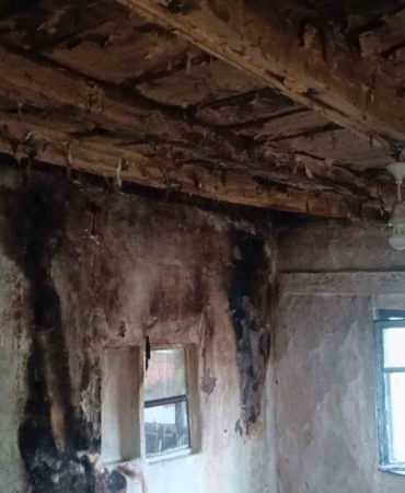 Bilecik’te bir eve yıldırım düştü