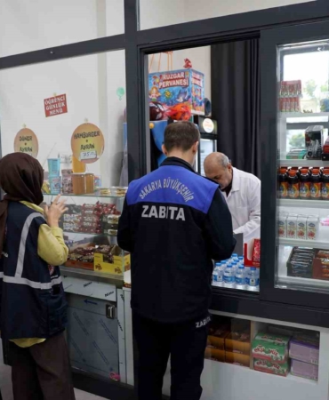 Okul kantinlerine denetim: Çocukların sağlığı için ürünleri tek tek incelediler