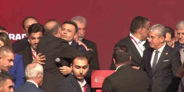 Özgür Çelik oy çokluğu ile yeniden CHP İstanbul İl Başkanı seçildi