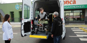 Serebral palsili Şevval, Korece ve İngilizce öğrenip köşe yazarı oldu