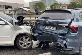 Kocaeli’de 5 araçlı zincirleme kaza: 1’i çocuk 5 yaralı