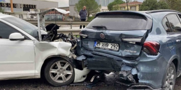 Kocaeli’de 5 araçlı zincirleme kaza: 1’i çocuk 5 yaralı