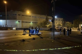 Arnavutköy’de esrarengiz cinayet: Polis yeleği giymiş şahsı vurup kaçtılar