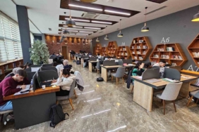 Kağıthane Belediyesi’nden üniversite öğrencilerine eğitim desteği