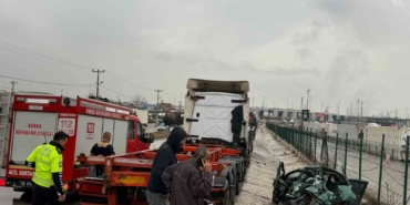 Gemlik Serbest Bölge yolunda kaza: 1 ağır yaralı