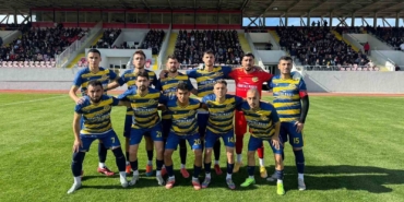 Söğütspor ligdeki ilk mağlubiyetini aldı