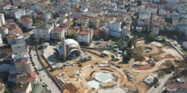 Kent Meydanı’nda çalışmalar tam gaz devam