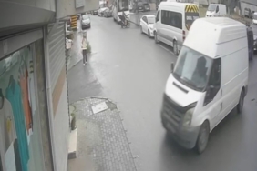 Avcılar’da freni boşalan panelvan dükkana daldı: O anlar kamerada