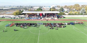 Yenişehir stadyumunda cumhuriyet coşkusu