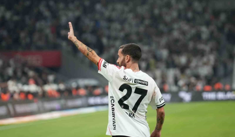 Beşiktaş’ı Rafa Silva sırtlıyor